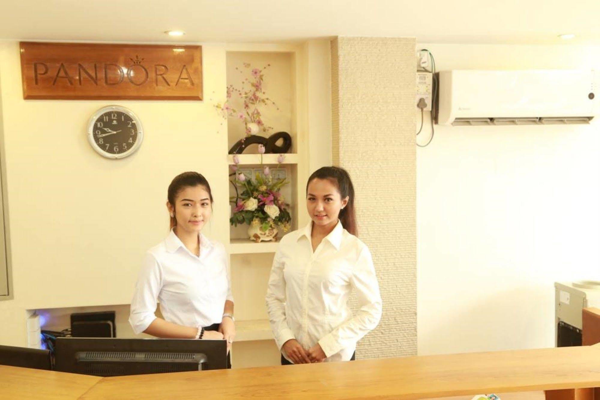 Pandora Motel Янгон Экстерьер фото